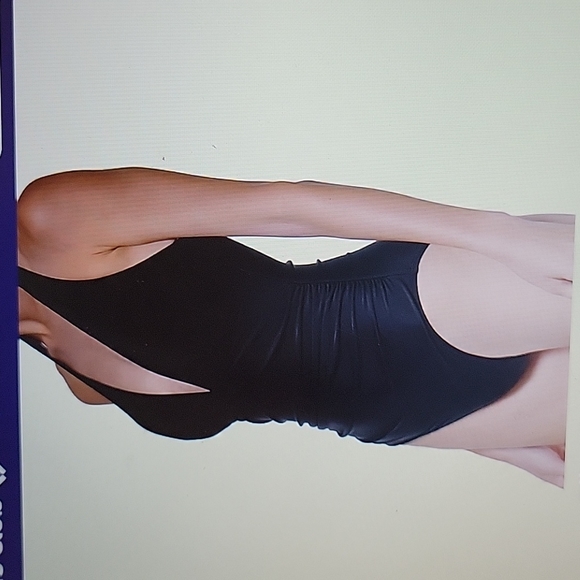 DKNY one piece Black halter shirred waist swimsuit moderate coverage Medium NEW… - Picture 3 of 8